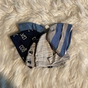 Set of 5 Gerber baby hats size 0-6 months